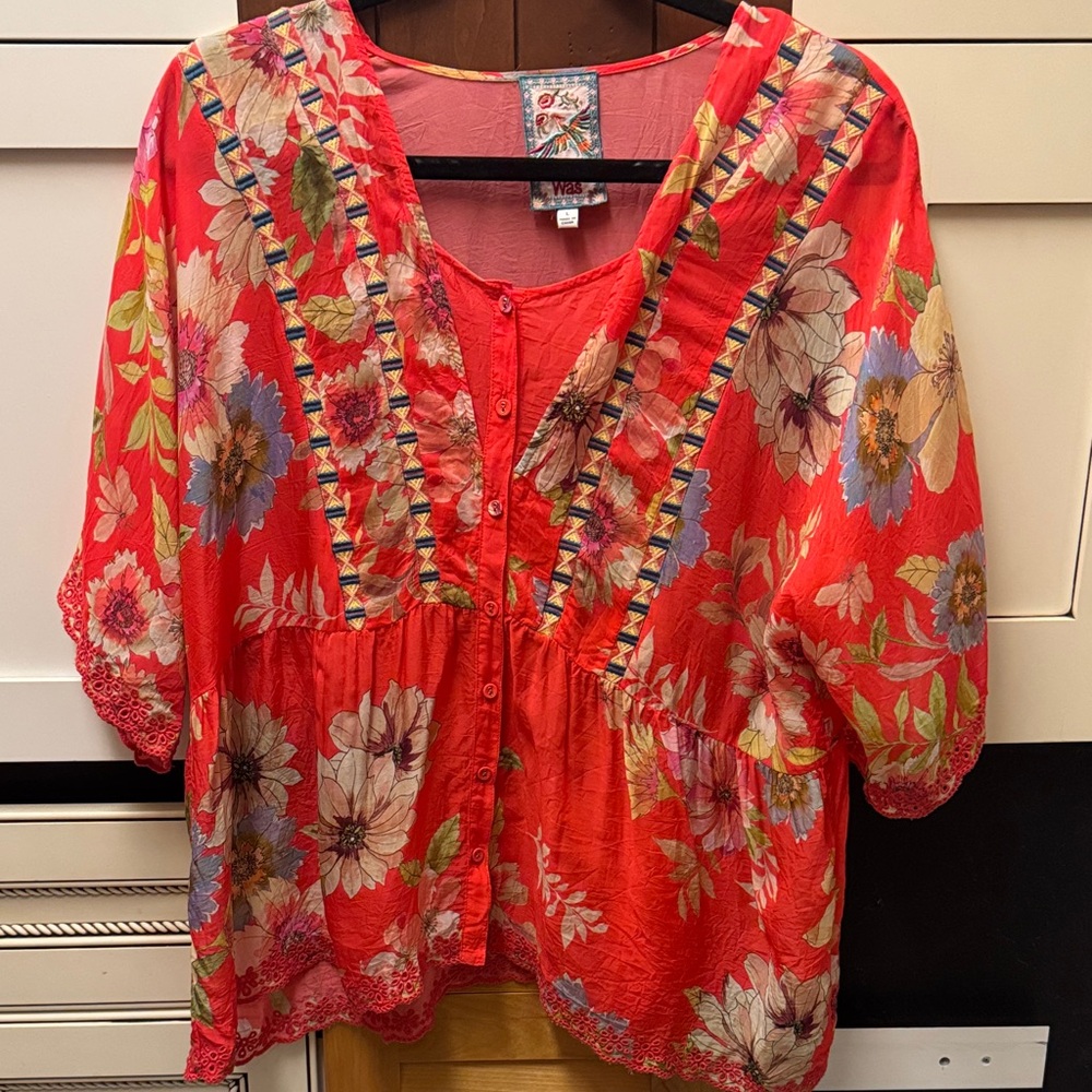 Johnny Was Coral Floral Embroidered Button-Front Tunic